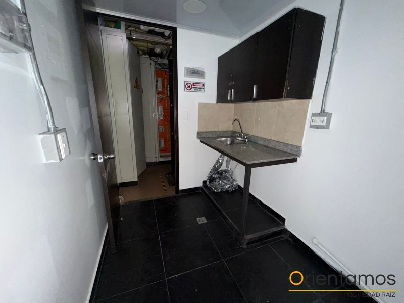 Oficina disponible para el arriendo en Medellín el codigo es 20981 foto numero 19