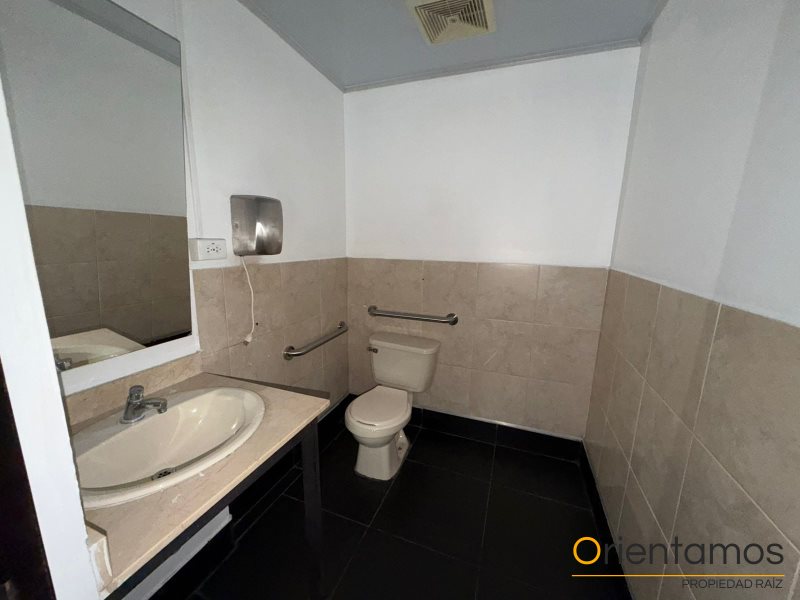 Oficina disponible para el arriendo en Medellín el codigo es 20981 foto numero 21