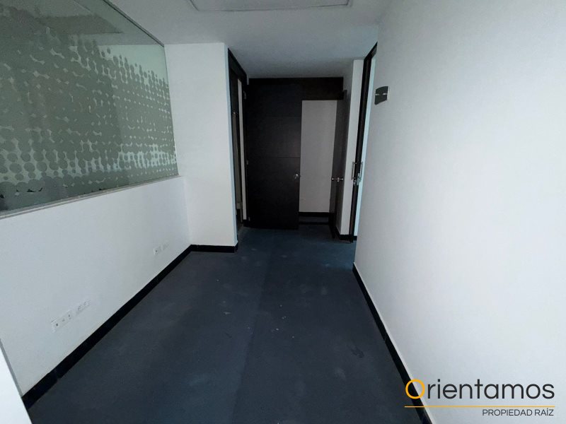 Oficina disponible para el arriendo en Medellín el codigo es 20981 foto numero 18