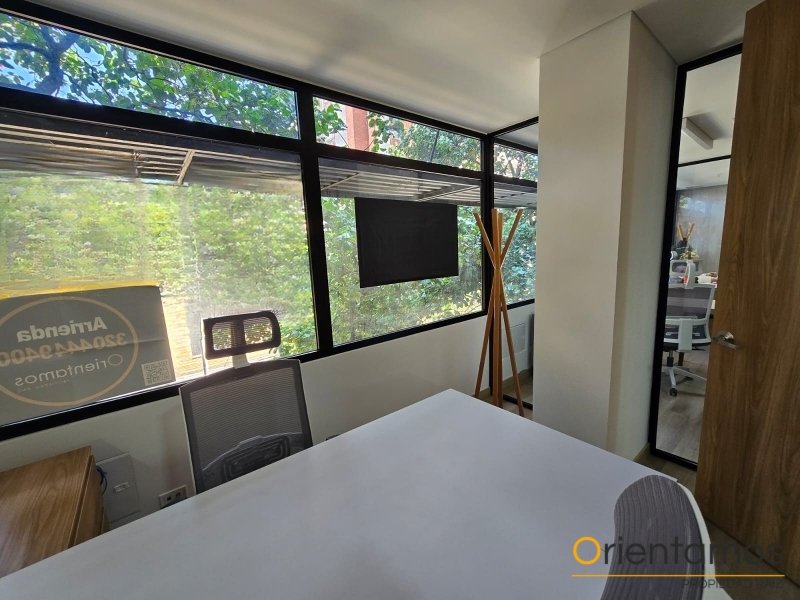 Oficina disponible para el arriendo en Medellín el codigo es 21154 foto numero 4