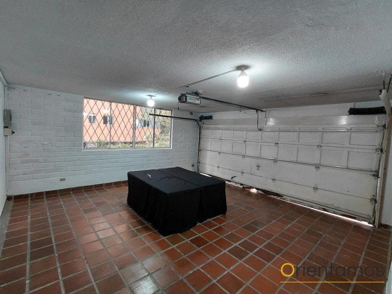 Casa-local disponible para el arriendo en Medellín el codigo es 21620 foto numero 6