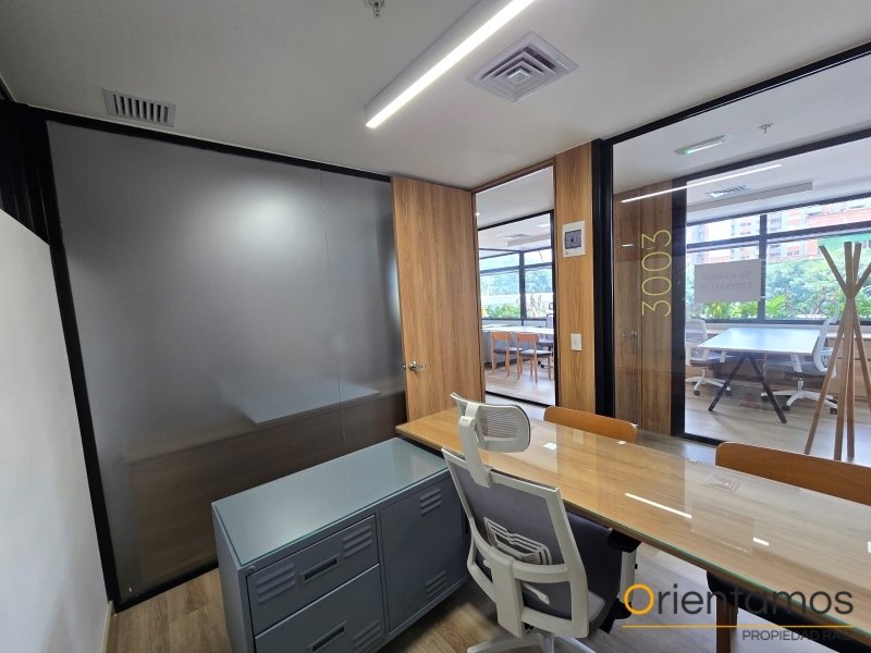 Oficina disponible para el arriendo en Medellín el codigo es 21156 foto numero 4
