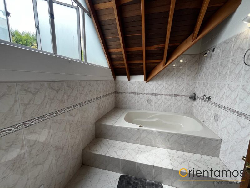 Casa disponible para el arriendo en Medellín el codigo es 19069 foto numero 19