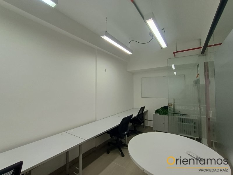 Oficina disponible para el arriendo en Medellín el codigo es 21379 foto numero 3