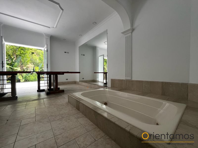 Casa disponible para el arriendo en Medellín el codigo es 19069 foto numero 14