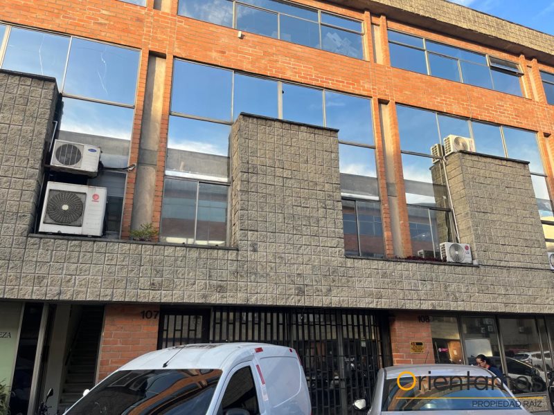 Bodega disponible para el arriendo en Medellín el codigo es 20801 foto numero 2