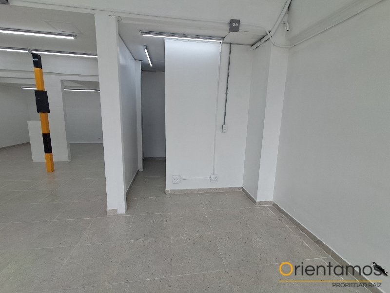 Local disponible para el arriendo en Medellín el codigo es 21577 foto numero 16
