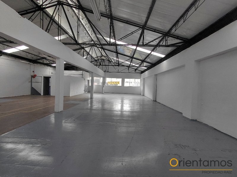 Bodega disponible para el arriendo en Medellín el codigo es 4495 foto numero 3