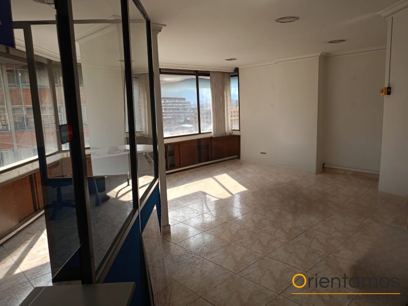 Oficina disponible para venta o arriendo en Medellín el codigo es 19924 foto numero 8