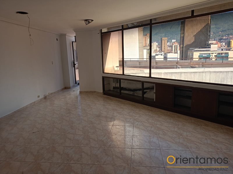 Oficina disponible para venta o arriendo en Medellín el codigo es 19924 foto numero 6