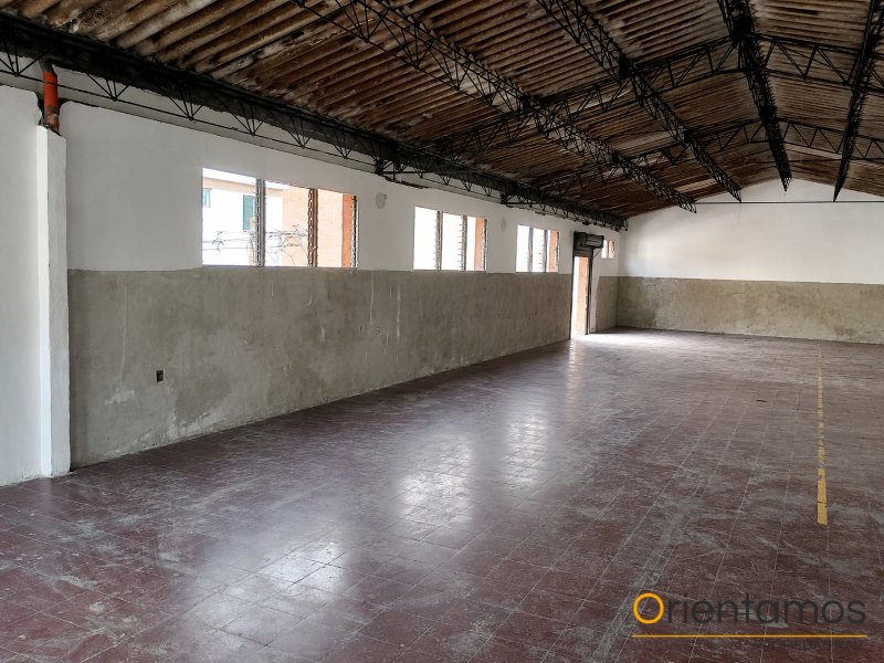 Bodega disponible para el arriendo en Medellín el codigo es 21370 foto numero 4