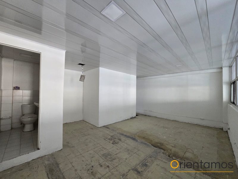 Local disponible para el arriendo en Medellín el codigo es 20973 foto numero 6
