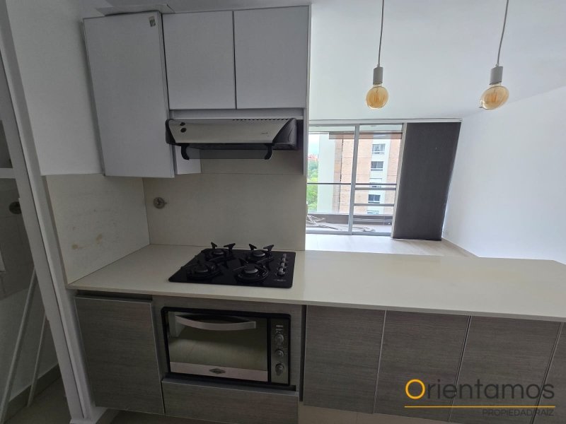 Apartamento disponible para el arriendo en Medellín el codigo es 21638 foto numero 4