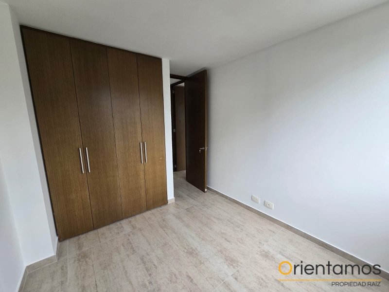Apartamento disponible para el arriendo en Medellín el codigo es 21638 foto numero 11
