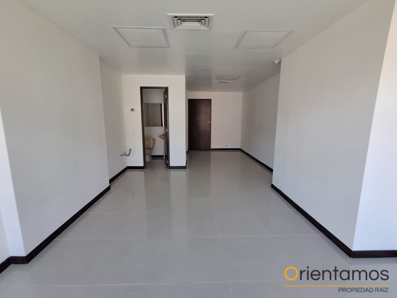 Oficina disponible para el arriendo en Medellín el codigo es 21463 foto numero 4
