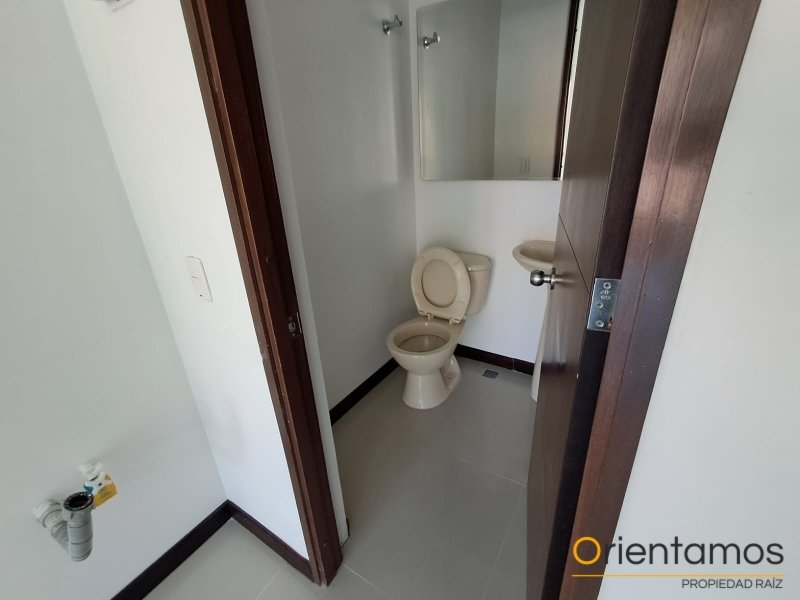 Oficina disponible para el arriendo en Medellín el codigo es 21463 foto numero 7