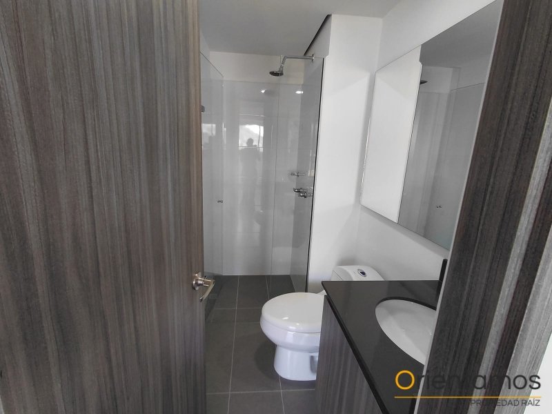 Apartamento disponible para el arriendo en Medellín el codigo es 21188 foto numero 8