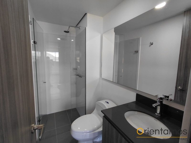Apartamento disponible para el arriendo en Medellín el codigo es 21188 foto numero 9