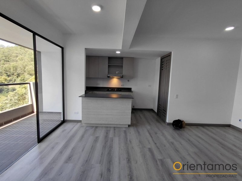 Apartamento disponible para el arriendo en Medellín el codigo es 21188 foto numero 21