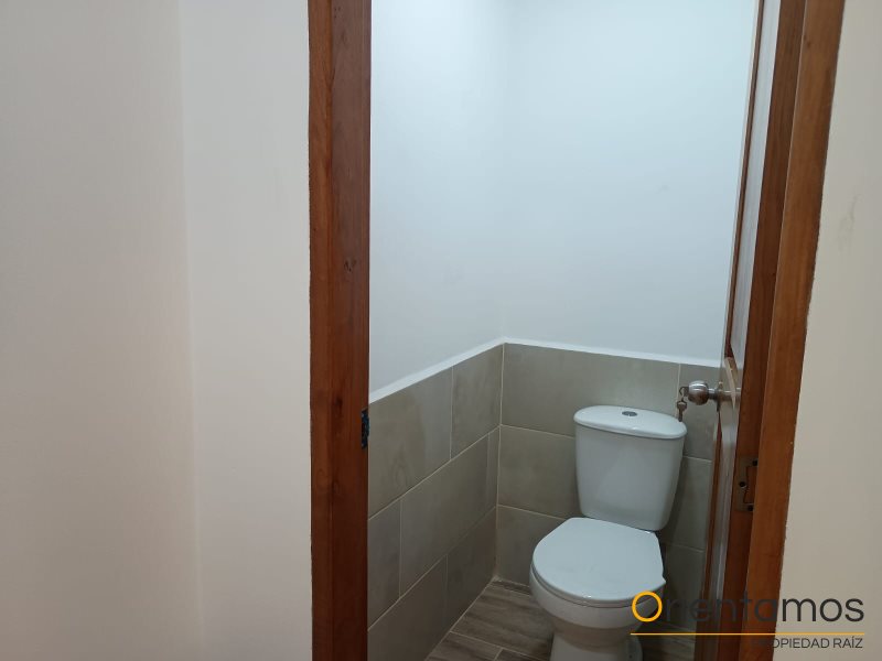 Local disponible para el arriendo en Medellín el codigo es 21034 foto numero 6