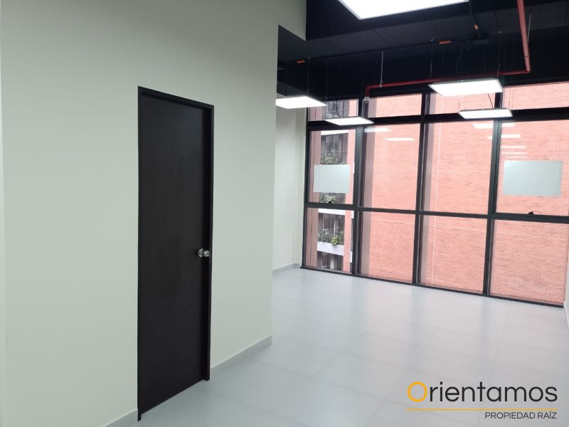 Oficina disponible para el arriendo en Medellín el codigo es 19234 foto numero 5