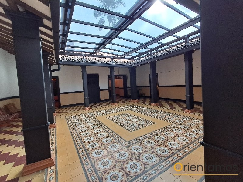 Casa-local disponible para el arriendo en Envigado el codigo es 21609 foto numero 15