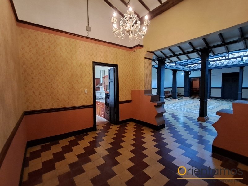 Casa-local disponible para el arriendo en Envigado el codigo es 21609 foto numero 8