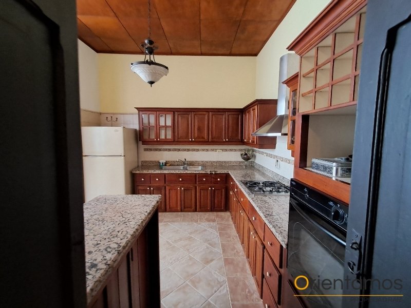 Casa-local disponible para el arriendo en Envigado el codigo es 21609 foto numero 9