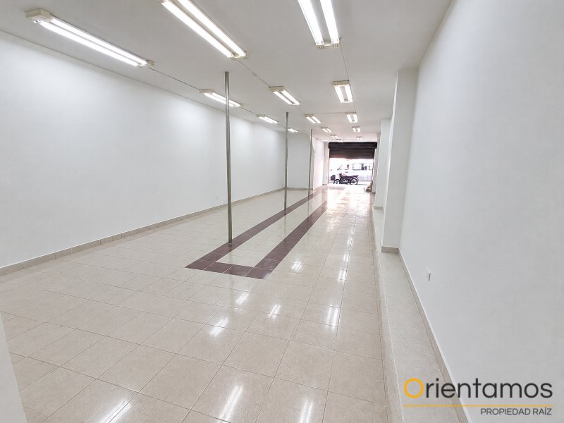 Local para el arriendo en Envigado - Central el codigo es 21662 foto numero 2
