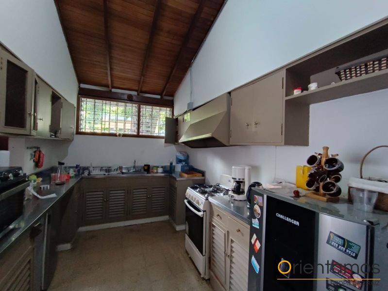 Casa-local disponible para el arriendo en Medellín el codigo es 5852 foto numero 9
