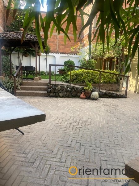 Casa-local disponible para el arriendo en Medellín el codigo es 21589 foto numero 14