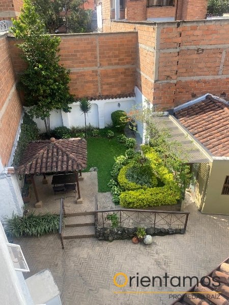 Casa-local disponible para el arriendo en Medellín el codigo es 21589 foto numero 17
