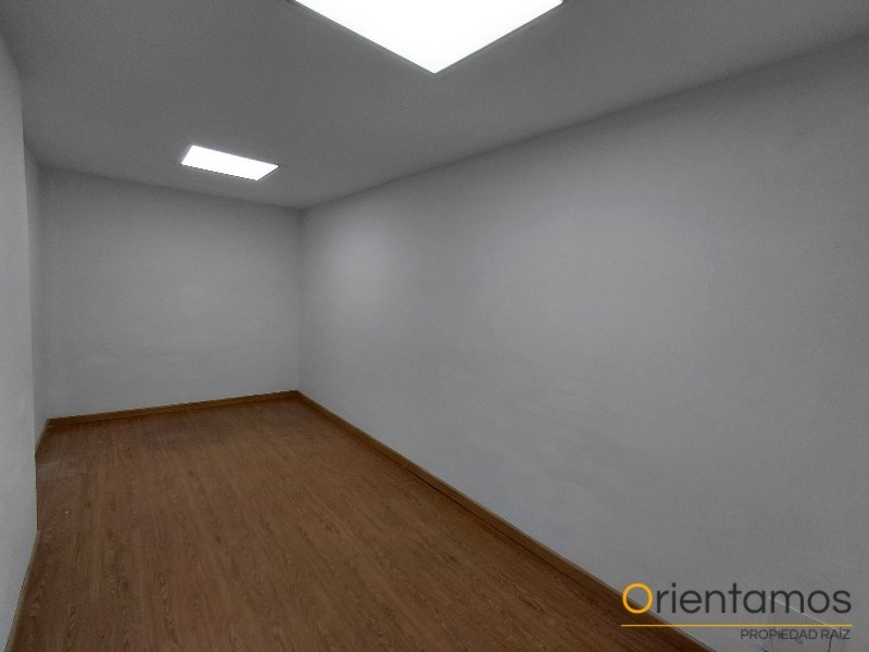 Oficina disponible para el arriendo en Medellín el codigo es 21359 foto numero 11