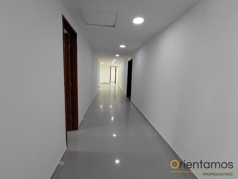 Oficina disponible para el arriendo en Medellín el codigo es 21359 foto numero 22