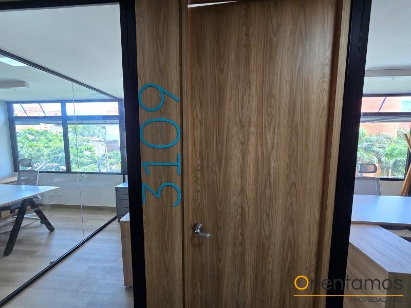 Oficina disponible para el arriendo en Medellín el codigo es 21157 foto numero 5