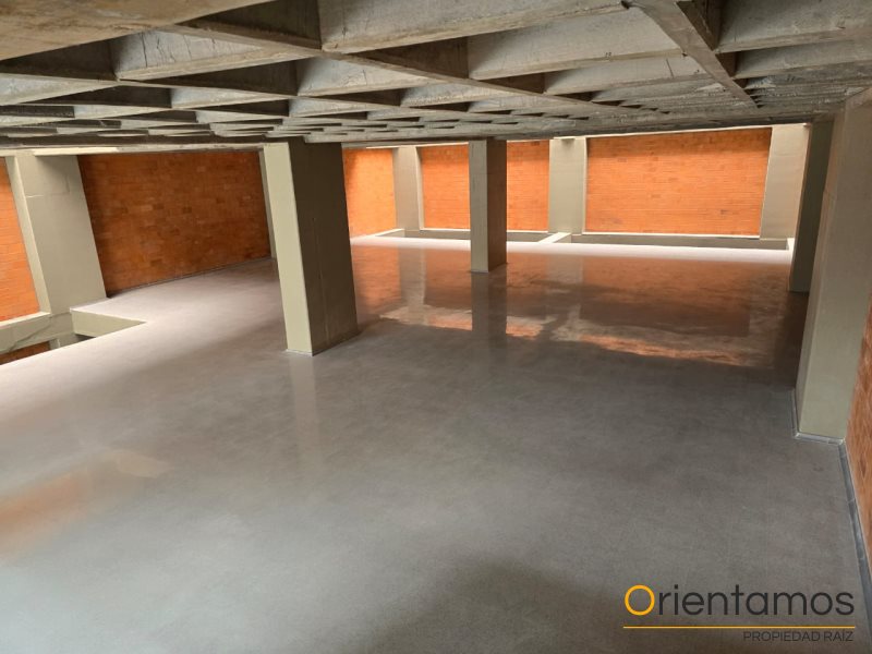 Bodega disponible para el arriendo en Medellín el codigo es 19771 foto numero 2