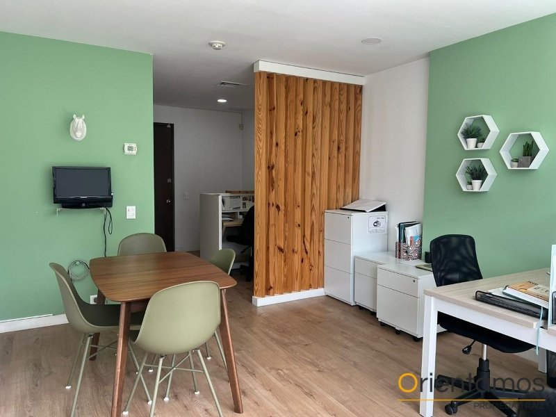 Oficina disponible para el arriendo en Medellín el codigo es 21247 foto numero 2
