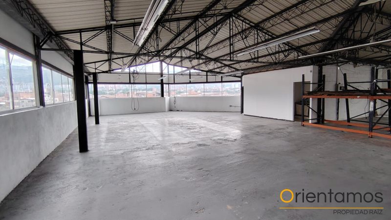 Bodega disponible para el arriendo en Medellín el codigo es 20485 foto numero 5