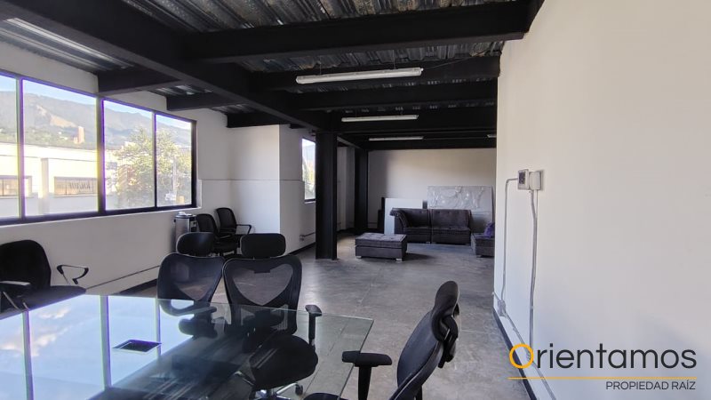 Local para el arriendo en Medellín - Belen el codigo es 20550 foto numero 4