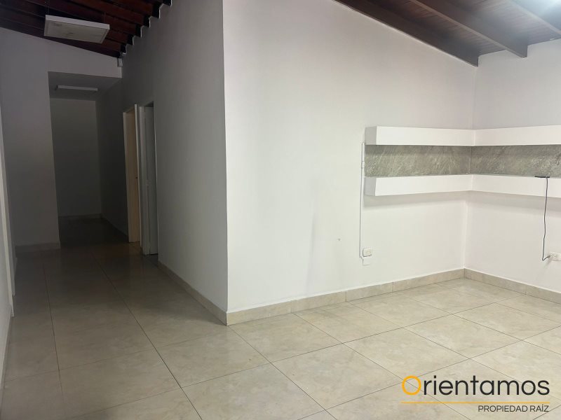 Casa-local disponible para el arriendo en Medellín el codigo es 21023 foto numero 5
