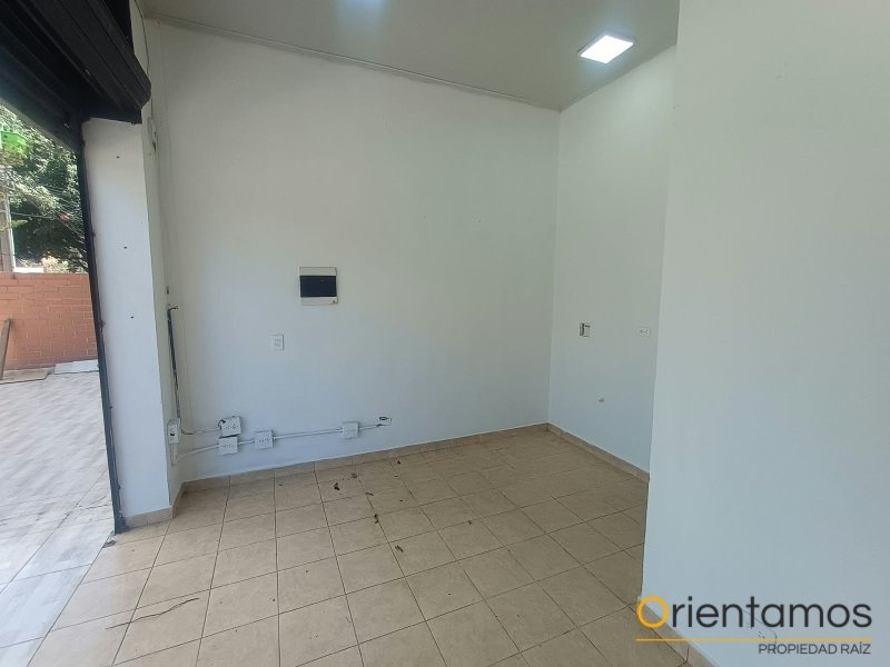 Local disponible para el arriendo en Medellín el codigo es 21558 foto numero 5