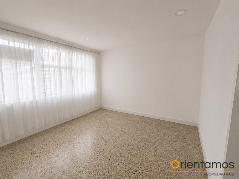 Casa-local disponible para el arriendo en Medellín el codigo es 21180 foto numero 8