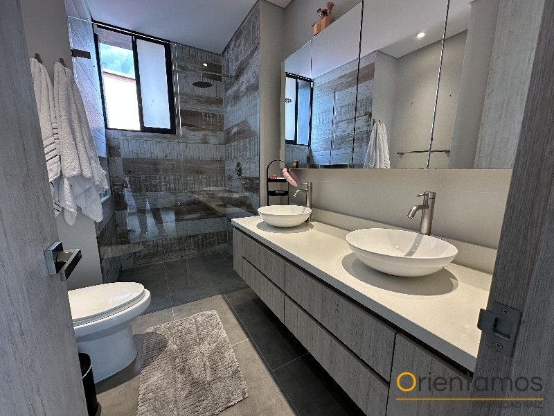 Casa disponible para el arriendo en Medellín el codigo es 21254 foto numero 7