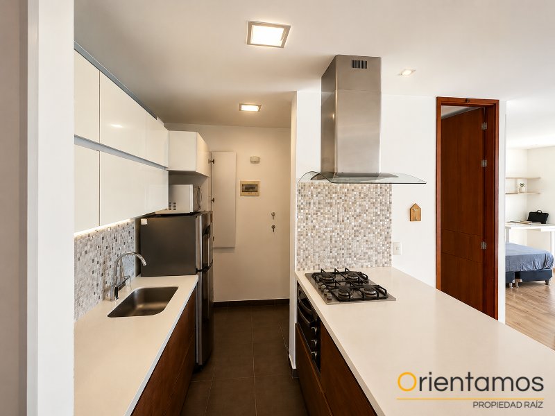 Apartamento disponible para el arriendo en Medellín el codigo es 19710 foto numero 3