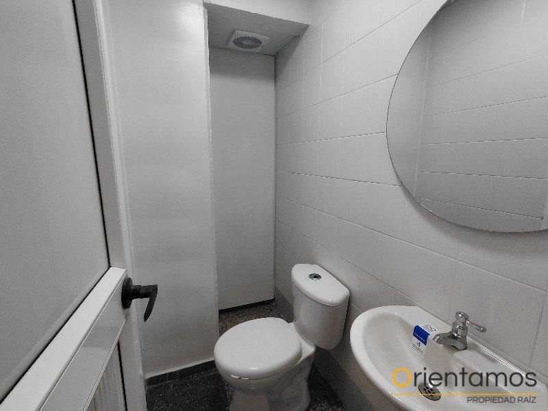 Oficina disponible para el arriendo en Medellín el codigo es 21304 foto numero 15