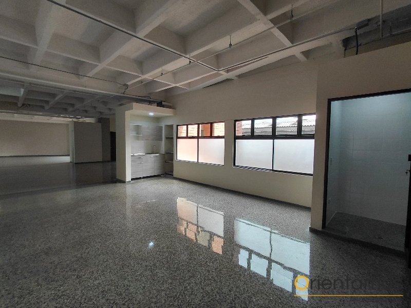 Oficina disponible para el arriendo en Medellín el codigo es 21304 foto numero 7
