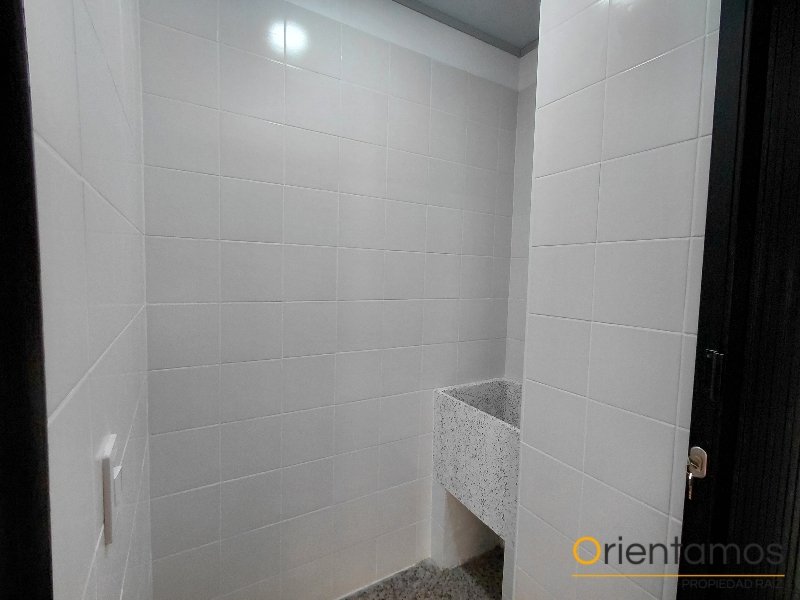 Oficina disponible para el arriendo en Medellín el codigo es 21304 foto numero 9