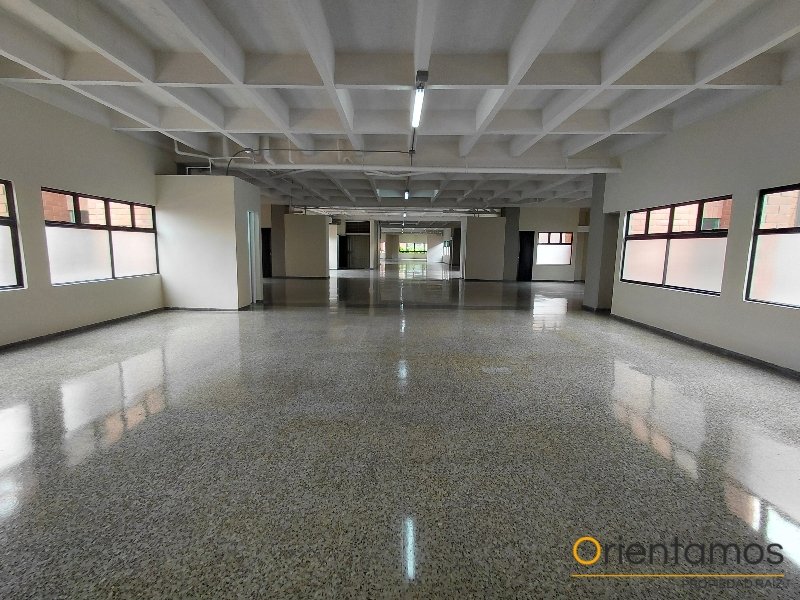 Oficina disponible para el arriendo en Medellín el codigo es 21304 foto numero 14