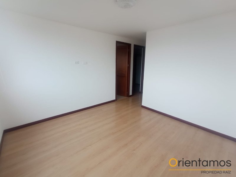 Apartamento disponible para el arriendo en Medellín el codigo es 21348 foto numero 13