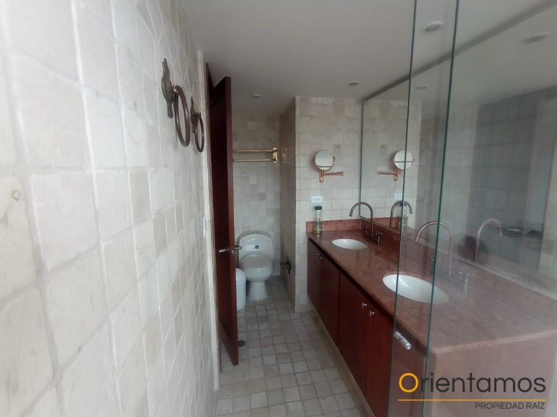Apartamento disponible para el arriendo en Medellín el codigo es 21348 foto numero 17